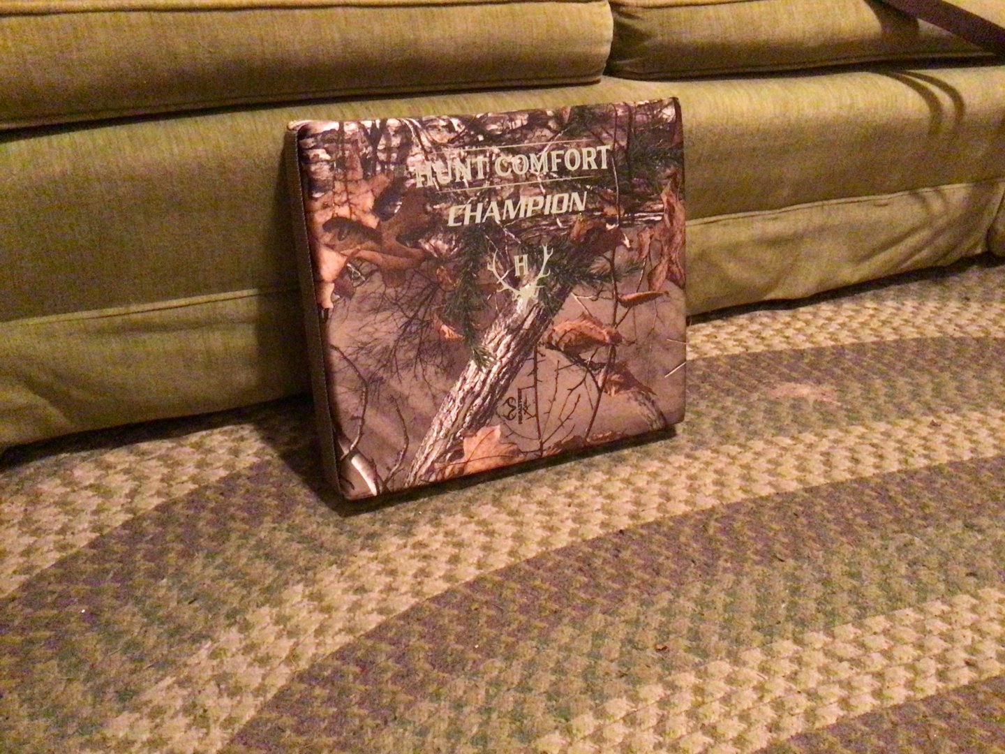 Hunt Comfort Champion Hunting Camo Seat Cushion - Simmons Sporting Goods