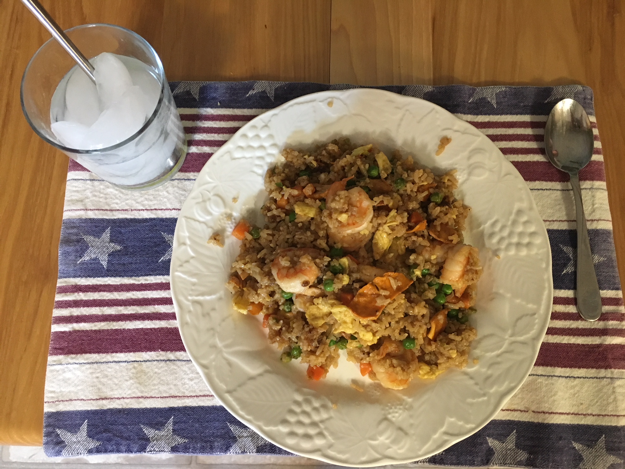 shrimp fried rice with fresh chantarelles.JPG